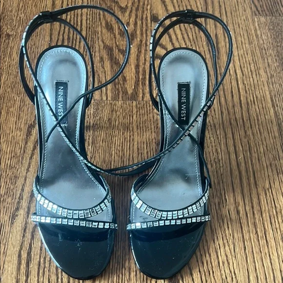 Nine West Black  Embellished Heels - Picture 4 of 7